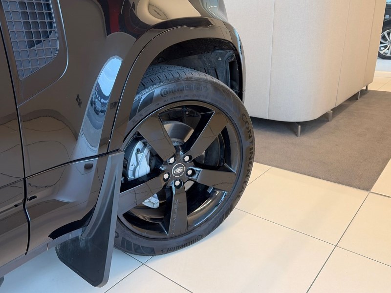 2024 (24) LAND ROVER COMMERCIAL DEFENDER 3.0 D350 Hard Top X-Dynamic HSE Auto [3 Seat] 5172975