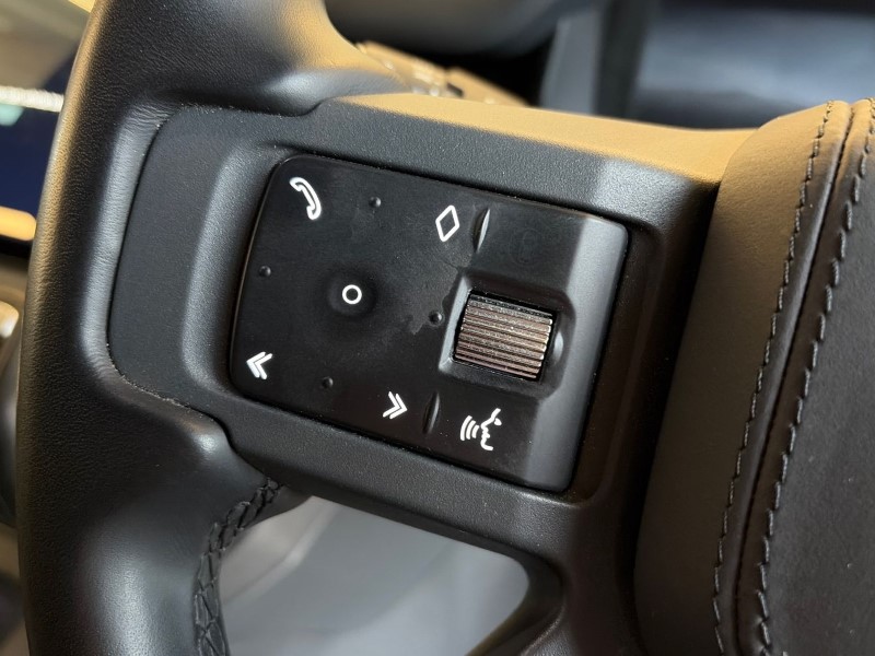 2024 (24) LAND ROVER COMMERCIAL DEFENDER 3.0 D350 Hard Top X-Dynamic HSE Auto [3 Seat] 5172953