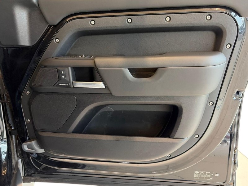 2024 (24) LAND ROVER COMMERCIAL DEFENDER 3.0 D350 Hard Top X-Dynamic HSE Auto [3 Seat] 5172947