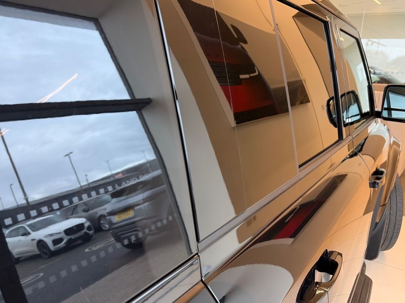 2024 (24) LAND ROVER COMMERCIAL DEFENDER 3.0 D350 Hard Top X-Dynamic HSE Auto [3 Seat] 5172977