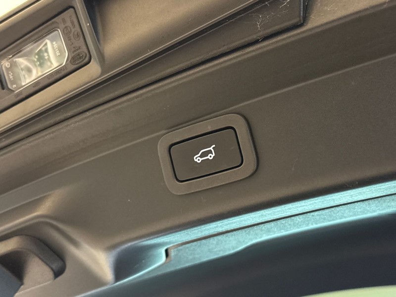 2021 (71) JAGUAR I-PACE 294kW EV400 HSE Black 90kWh 5dr Auto 11kW Charger 5102316