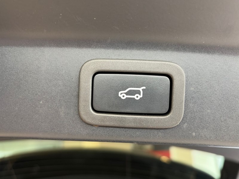 2022 (71) JAGUAR F-PACE 2.0 P400e R-Dynamic SE 5dr Auto AWD 5106928