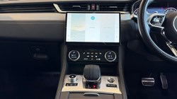 2022 (71) JAGUAR F-PACE 2.0 P400e R-Dynamic SE 5dr Auto AWD 5106899