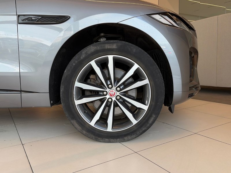 2022 (71) JAGUAR F-PACE 2.0 P400e R-Dynamic SE 5dr Auto AWD 5106893