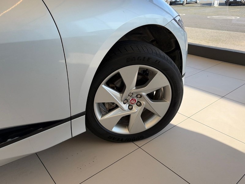 2022 (71) JAGUAR I-PACE 294kW EV400 SE 90kWh 5dr Auto [11kW Charger] 5108267