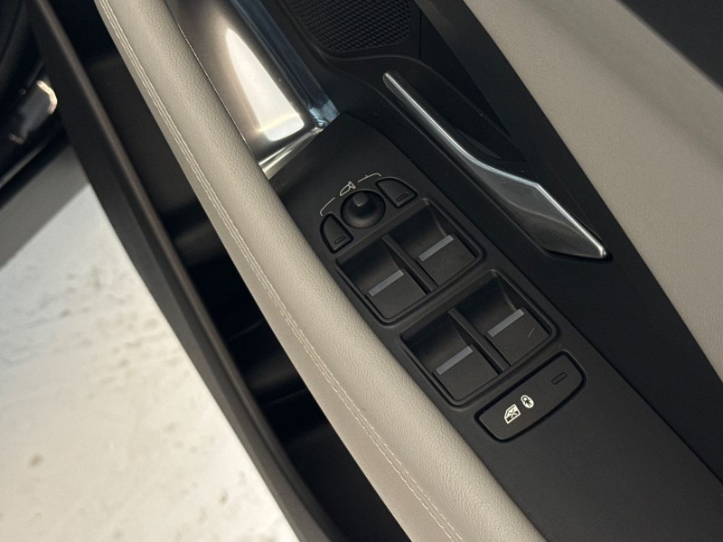 2023 (72) JAGUAR E-PACE 1.5 P300e R-Dynamic SE 5dr Auto 5093519