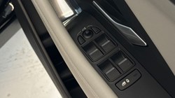2023 (72) JAGUAR E-PACE 1.5 P300e R-Dynamic SE 5dr Auto 5093519