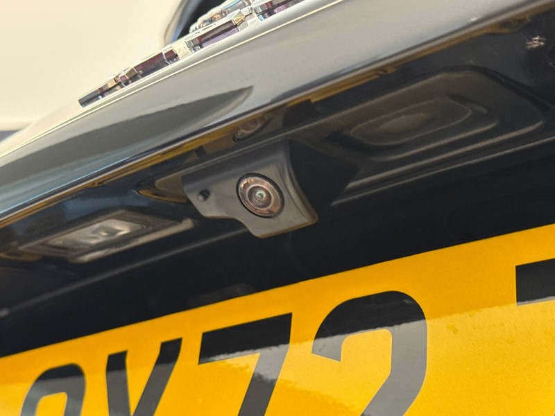 2023 (72) JAGUAR E-PACE 1.5 P300e R-Dynamic SE 5dr Auto 5093536