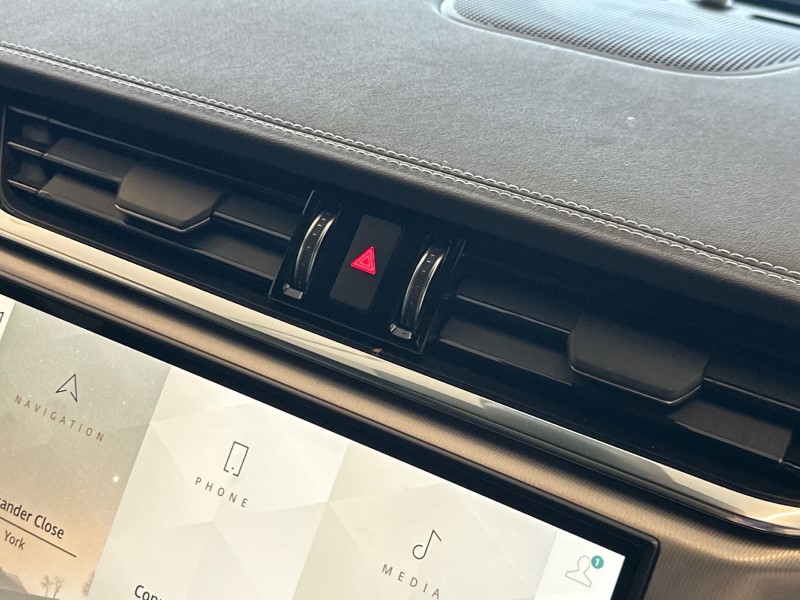 2022 (22) JAGUAR F-PACE 2.0 D200 R-Dynamic S 5dr Auto AWD 5110605