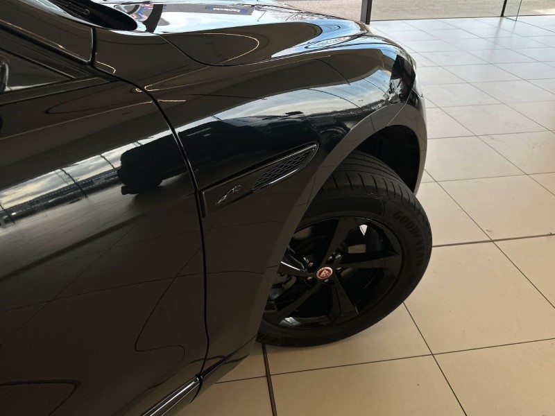2022 (22) JAGUAR F-PACE 2.0 D200 R-Dynamic S 5dr Auto AWD 5110619