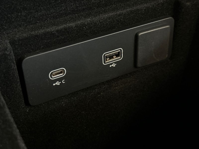 2022 (22) JAGUAR F-PACE 2.0 D200 R-Dynamic S 5dr Auto AWD 5110606