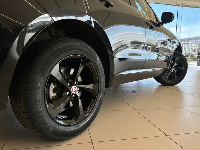 2022 (22) JAGUAR F-PACE 2.0 D200 R-Dynamic S 5dr Auto AWD 5110618