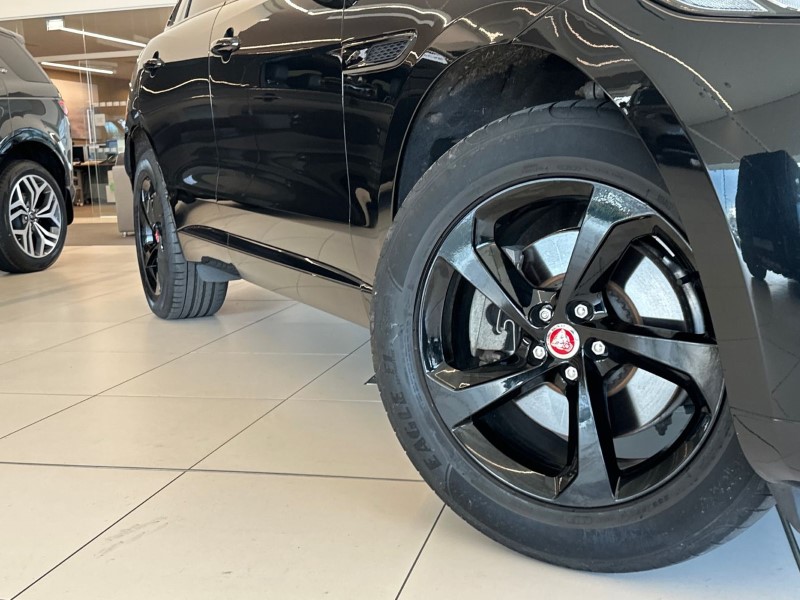 2022 (22) JAGUAR F-PACE 2.0 D200 R-Dynamic S 5dr Auto AWD 5110614