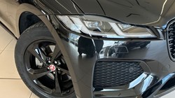 2022 (22) JAGUAR F-PACE 2.0 D200 R-Dynamic S 5dr Auto AWD 5110612
