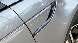 2024 (74) LAND ROVER DISCOVERY 3.0 D300 Metropolitan Edition 5dr Auto 5127448