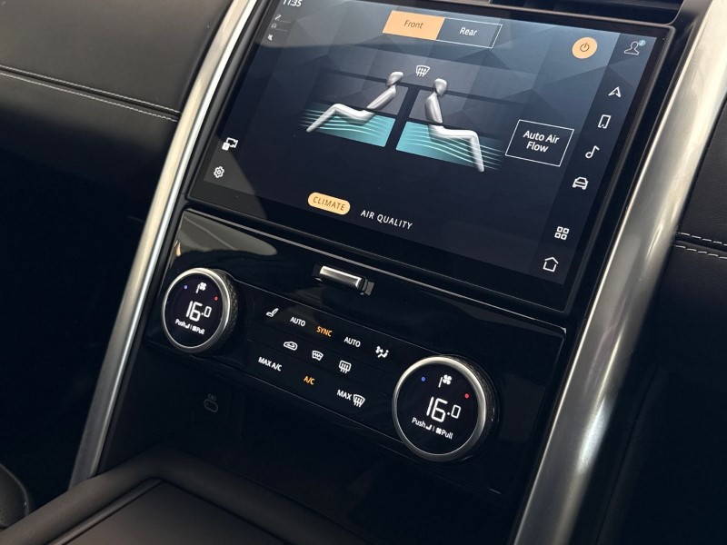 2024 (74) LAND ROVER DISCOVERY 3.0 D300 Metropolitan Edition 5dr Auto 5127460