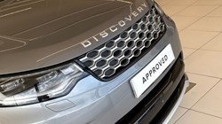 2024 (74) LAND ROVER DISCOVERY 3.0 D300 Metropolitan Edition 5dr Auto 5127471