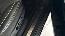 2024 (74) LAND ROVER DISCOVERY 3.0 D300 Metropolitan Edition 5dr Auto 5127466