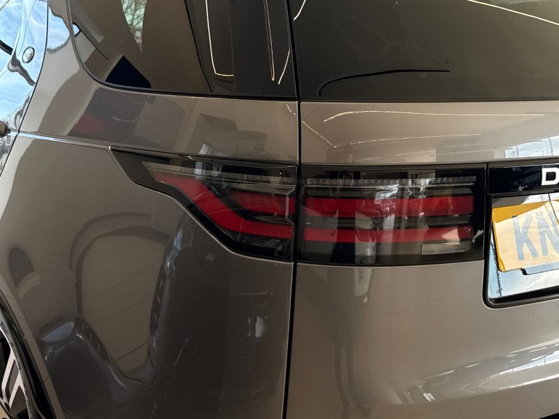 2024 (74) LAND ROVER DISCOVERY 3.0 D300 Metropolitan Edition 5dr Auto 5127447