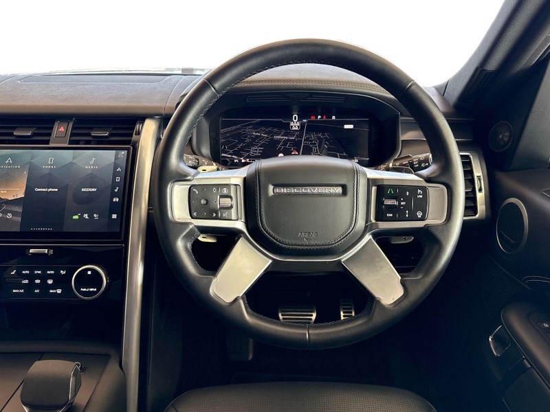 2024 (74) LAND ROVER DISCOVERY 3.0 D300 Metropolitan Edition 5dr Auto 5127443