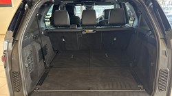 2024 (74) LAND ROVER DISCOVERY 3.0 D300 Metropolitan Edition 5dr Auto 5127438