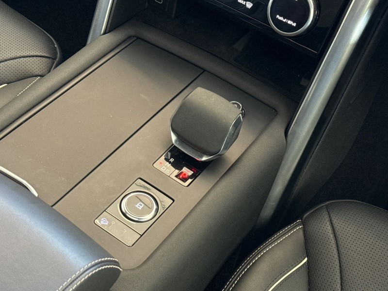 2024 (74) LAND ROVER DISCOVERY 3.0 D300 Metropolitan Edition 5dr Auto 5127441