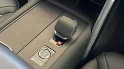 2024 (74) LAND ROVER DISCOVERY 3.0 D300 Metropolitan Edition 5dr Auto 5127441