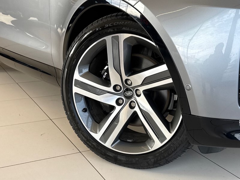 2024 (74) LAND ROVER DISCOVERY 3.0 D300 Metropolitan Edition 5dr Auto 5127472