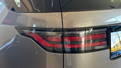 2023 (73) LAND ROVER DISCOVERY 3.0 D300 Dynamic HSE 5dr Auto 5130583