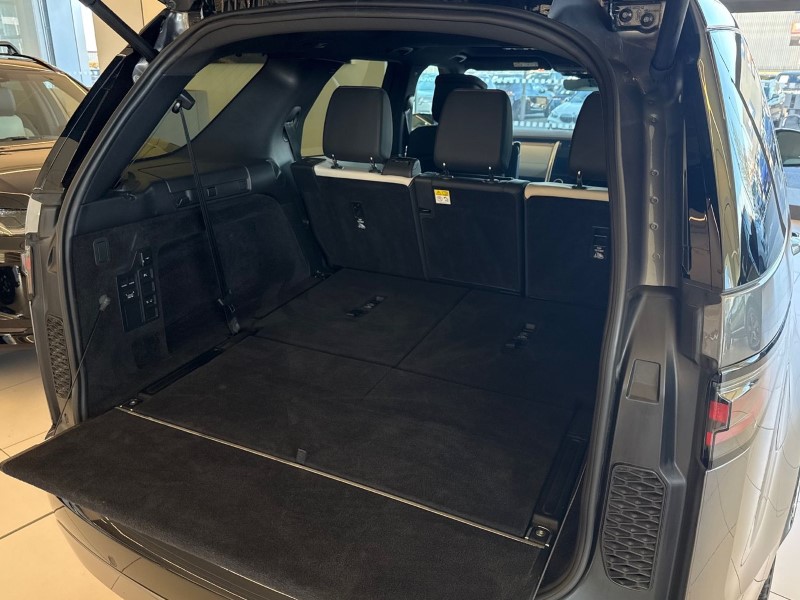 2023 (73) LAND ROVER DISCOVERY 3.0 D300 Dynamic HSE 5dr Auto 5130601