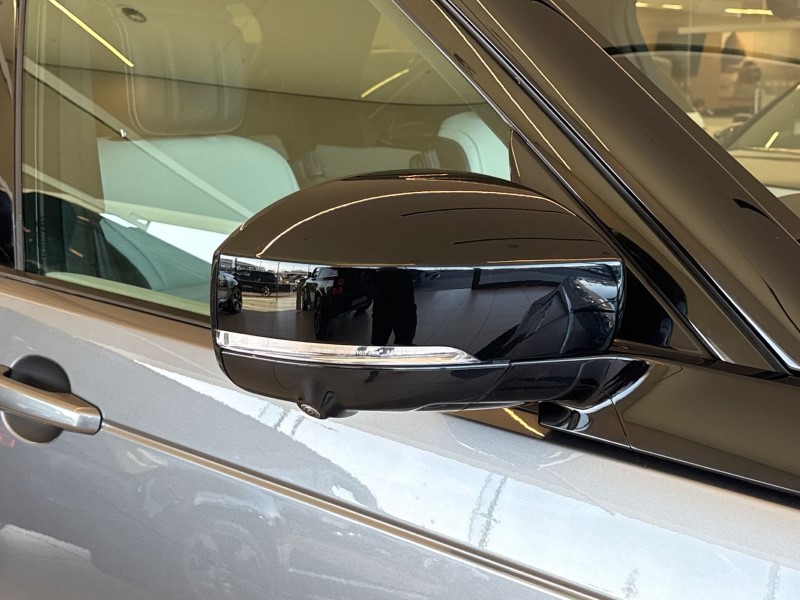 2023 (73) LAND ROVER DISCOVERY 3.0 D300 Dynamic HSE 5dr Auto 5130612