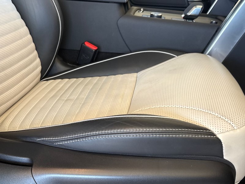 2023 (73) LAND ROVER DISCOVERY 3.0 D300 Dynamic HSE 5dr Auto 5130589