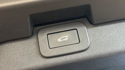 2023 (73) LAND ROVER DISCOVERY 3.0 D300 Dynamic HSE 5dr Auto 5130602