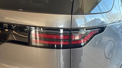 2023 (73) LAND ROVER DISCOVERY 3.0 D300 Dynamic HSE 5dr Auto 5130609