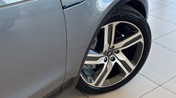 2023 (73) LAND ROVER DISCOVERY 3.0 D300 Dynamic HSE 5dr Auto 5130611