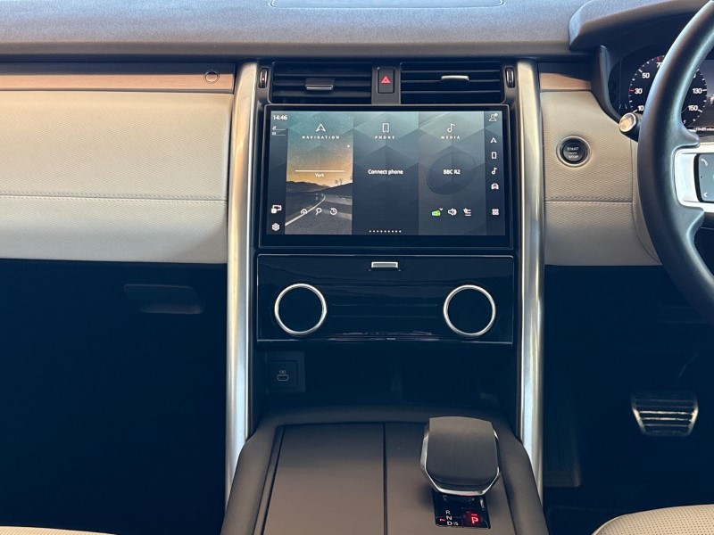 2023 (73) LAND ROVER DISCOVERY 3.0 D300 Dynamic HSE 5dr Auto 5130578