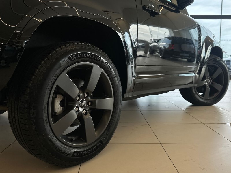 2024 (74) LAND ROVER COMMERCIAL DEFENDER 3.0 D250 Hard Top X-Dynamic HSE Auto [3 Seat] 5099943