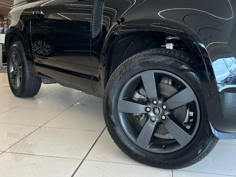 2024 (74) LAND ROVER COMMERCIAL DEFENDER 3.0 D250 Hard Top X-Dynamic HSE Auto [3 Seat] 5099939