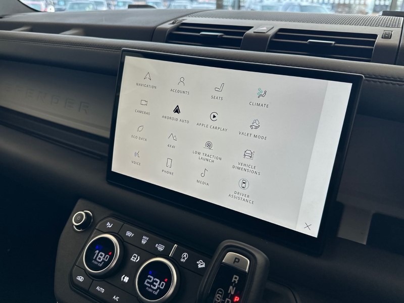 2024 (74) LAND ROVER COMMERCIAL DEFENDER 3.0 D250 Hard Top X-Dynamic HSE Auto [3 Seat] 5099927