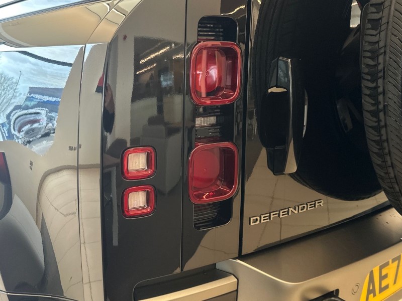 2024 (74) LAND ROVER COMMERCIAL DEFENDER 3.0 D250 Hard Top X-Dynamic HSE Auto [3 Seat] 5099916
