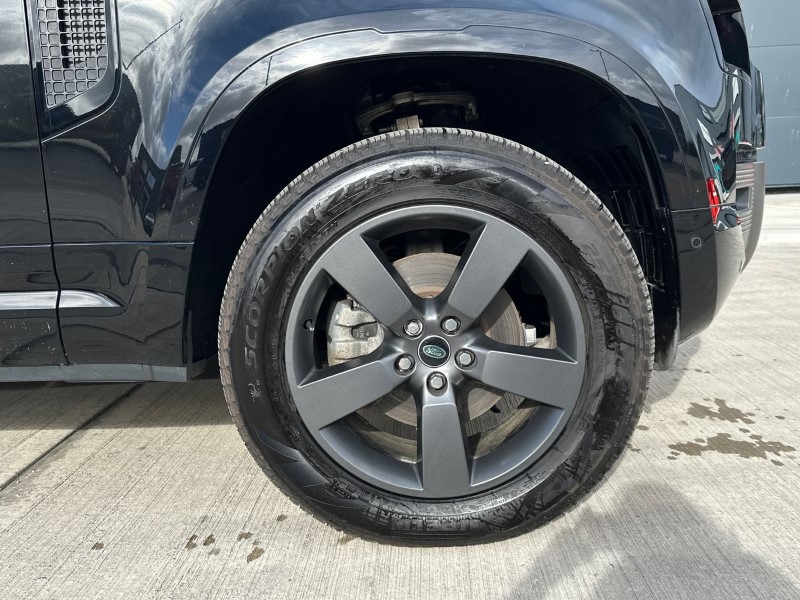 2024 (74) LAND ROVER COMMERCIAL DEFENDER 3.0 D250 Hard Top X-Dynamic HSE Auto [3 Seat] 5099905