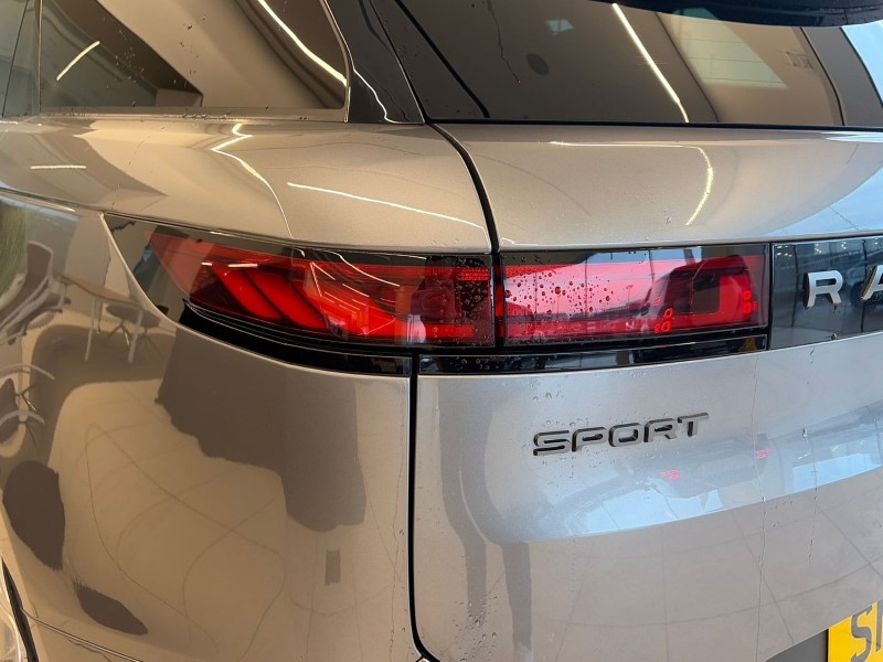 2023 (23) LAND ROVER RANGE ROVER SPORT 3.0 D300 SE 5dr Auto 5121817