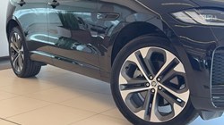 2024 (24) JAGUAR F-PACE 2.0 D200 R-Dynamic HSE Black 5dr Auto AWD 5232422