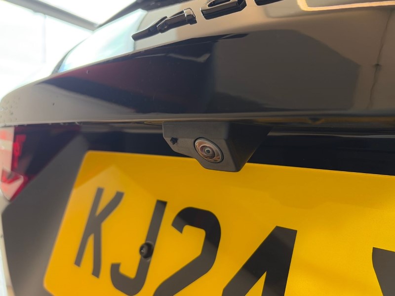 2024 (24) JAGUAR F-PACE 2.0 D200 R-Dynamic HSE Black 5dr Auto AWD 5232419