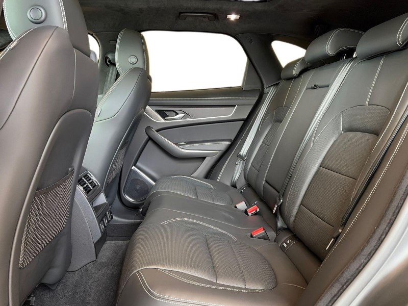 2024 (24) JAGUAR F-PACE 2.0 D200 R-Dynamic HSE Black 5dr Auto AWD 5232379