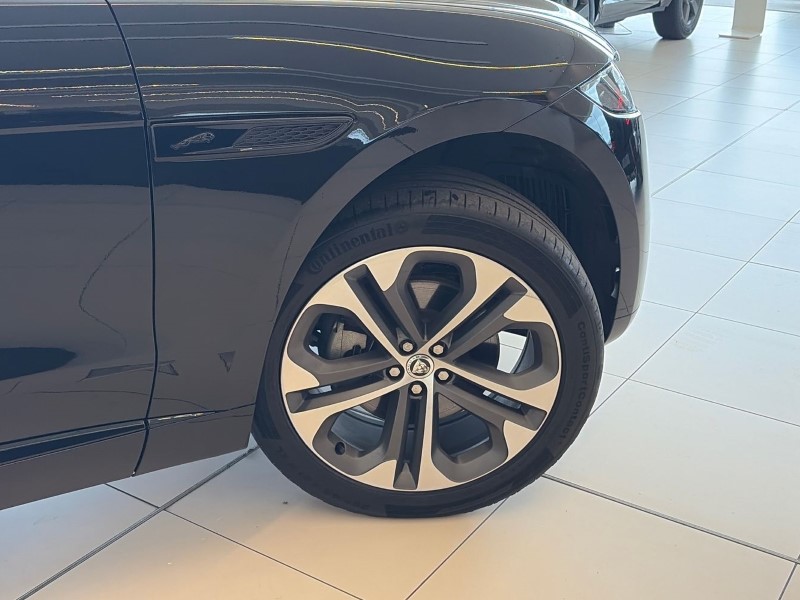 2024 (24) JAGUAR F-PACE 2.0 D200 R-Dynamic HSE Black 5dr Auto AWD 5232427