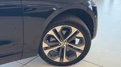 2024 (24) JAGUAR F-PACE 2.0 D200 R-Dynamic HSE Black 5dr Auto AWD 5232427