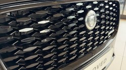 2024 (24) JAGUAR F-PACE 2.0 D200 R-Dynamic HSE Black 5dr Auto AWD 5232421