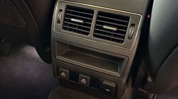 2024 (24) JAGUAR F-PACE 2.0 D200 R-Dynamic HSE Black 5dr Auto AWD 5232393