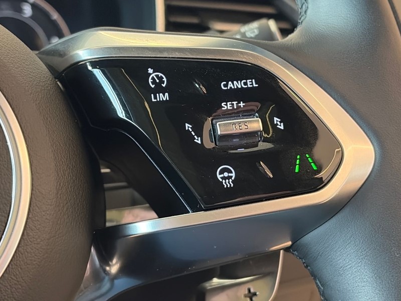 2024 (24) JAGUAR F-PACE 2.0 D200 R-Dynamic HSE Black 5dr Auto AWD 5232404